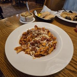 Bolognese pasta with mushroom soup (French onion style)