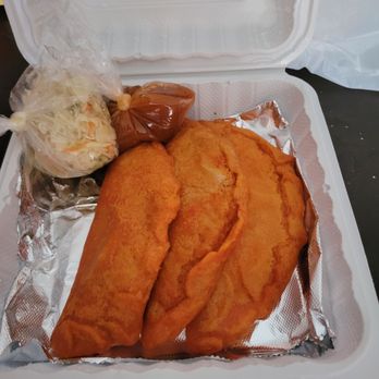 Delicias Dayana - fish and coleslaw in a styrofoam container - Honduran Near Me - Elkridge, Maryland Delicias Dayana - fish and coleslaw in a styrofoam container - Honduran Near Me - Elkridge, Maryland