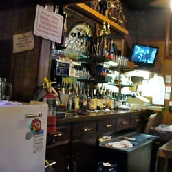 Trade Winds Bar & Grill