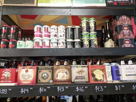 West view bottle apostle by null