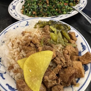 Taiwanese Gourmet - Small bowl of Braised pork over rice - looks larger in the photo - Taiwanese Near Me - Elmhurst, New York Taiwanese Gourmet - Small bowl of Braised pork over rice - looks larger in the photo - Taiwanese Near Me - Elmhurst, New York