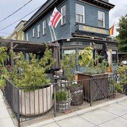 Moreland's Tavern