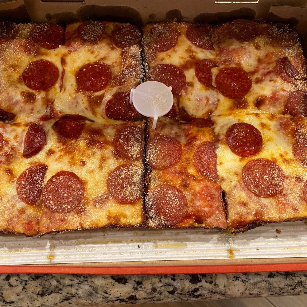 Jet's Pizza - Pepperoni Deep Dish - Pizza Near Me - Henderson, Nevada Jet's Pizza - Pepperoni Deep Dish - Pizza Near Me - Henderson, Nevada