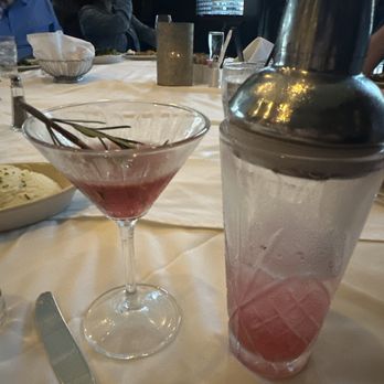 Maggiano's - Pomegranate Martini - Italian Near Me - Houston, Texas Maggiano's - Pomegranate Martini - Italian Near Me - Houston, Texas