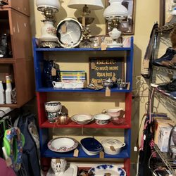 Tilton Village Thrift - Antique lamps
