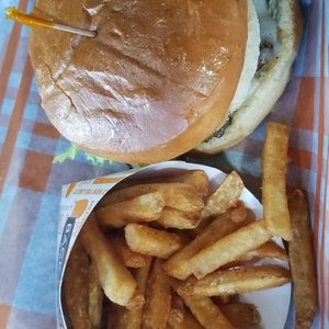 Back Yard Burgers 51 Photos 49 Reviews Burgers 2744 Elm Hill Pike Nashville Tn United States Restaurant Reviews Phone Number Menu