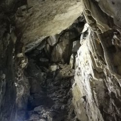 Poole's Cavern