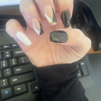 Divine Nail & Tan - Nail Salons Near Me - Gulf Shores, Alabama