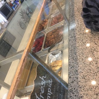 Manila Eatery - Variety of Filipino food like chicken and pork adobo, fish, mongo beans, nilaga, etc - Filipino Near Me - Colma, California Manila Eatery - Variety of Filipino food like chicken and pork adobo, fish, mongo beans, nilaga, etc - Filipino Near Me - Colma, California