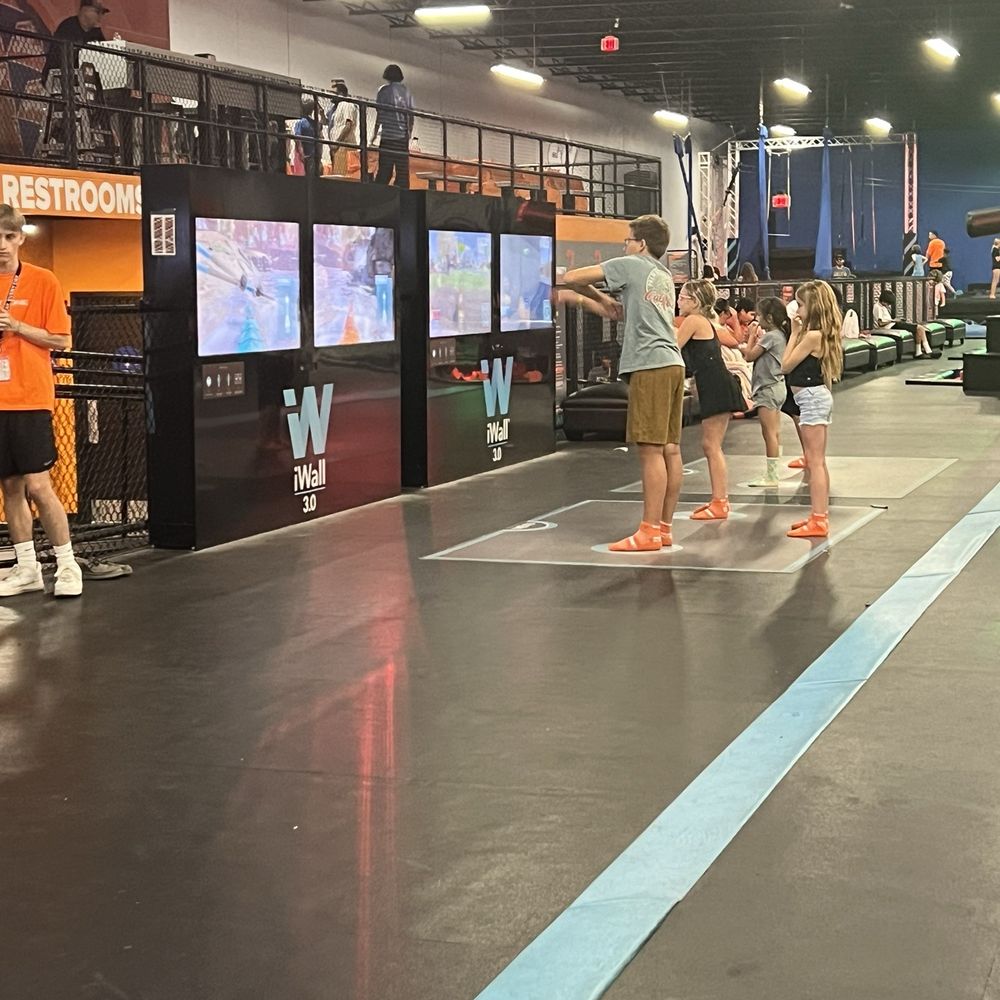 Sky Zone Trampoline Park - Trampoline Parks Near Me - Clovis, California