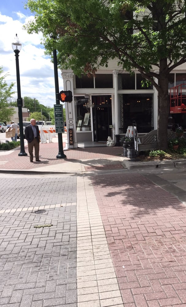 HOME & GARDEN CONSIGNMENT Updated September 2024 101 W Louisiana St