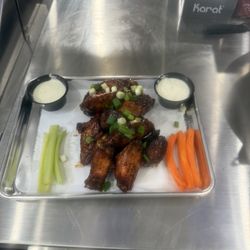 Legion Bar and Grill - Wings plated