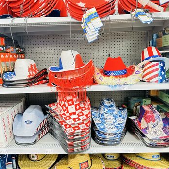 Walmart Supercenter - Lots of these }:{ - Department Stores Near Me - Kemah, Texas Walmart Supercenter - Lots of these }:{ - Department Stores Near Me - Kemah, Texas