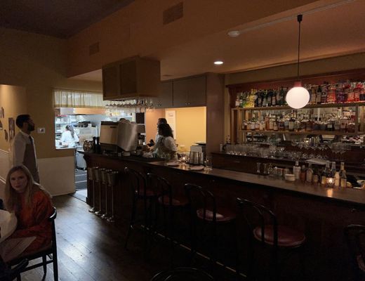 Gina's on Congress by null