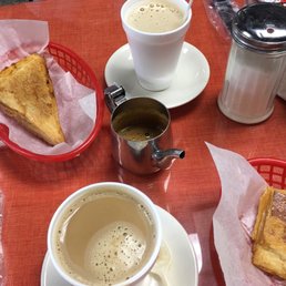 Cafe Con Leche & Toast