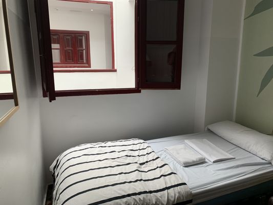 Hôme Youth Hostel Valencia by null