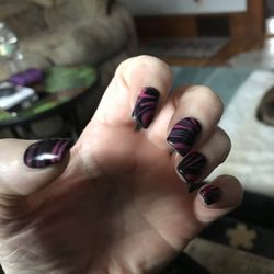 Haverhill Nails - I absolutely LOVE this design it's over10days old still looks great..