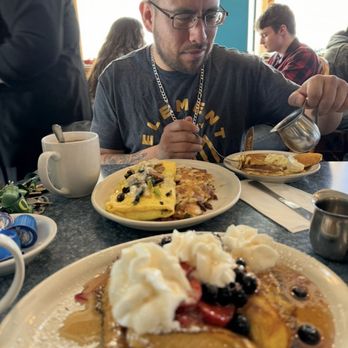 Mattie's Pancake House - Italian omelet, French toast, red white and blue French toast - Breakfast & Brunch Near Me - Brookings, Oregon Mattie's Pancake House - Italian omelet, French toast, red white and blue French toast - Breakfast & Brunch Near Me - Brookings, Oregon