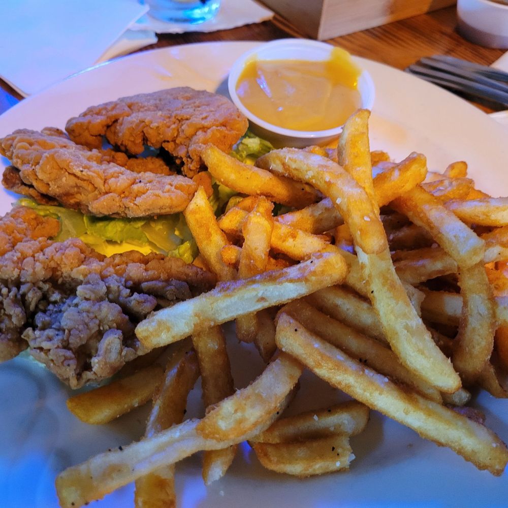 Silver Birch Kitchen  Lounge - Chicken strips - New American Near Me - Portland, Oregon