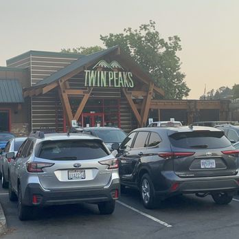 Twin Peaks - Sports Bars Near Me - Tukwila, Washington Twin Peaks - Sports Bars Near Me - Tukwila, Washington