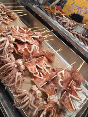 Liouhe Tourist Night Market by null