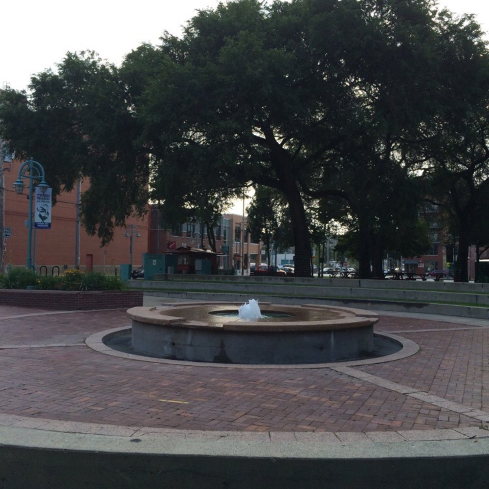 Catalano Square - Fountain - Parks Near Me - Milwaukee, Wisconsin Catalano Square - Fountain - Parks Near Me - Milwaukee, Wisconsin