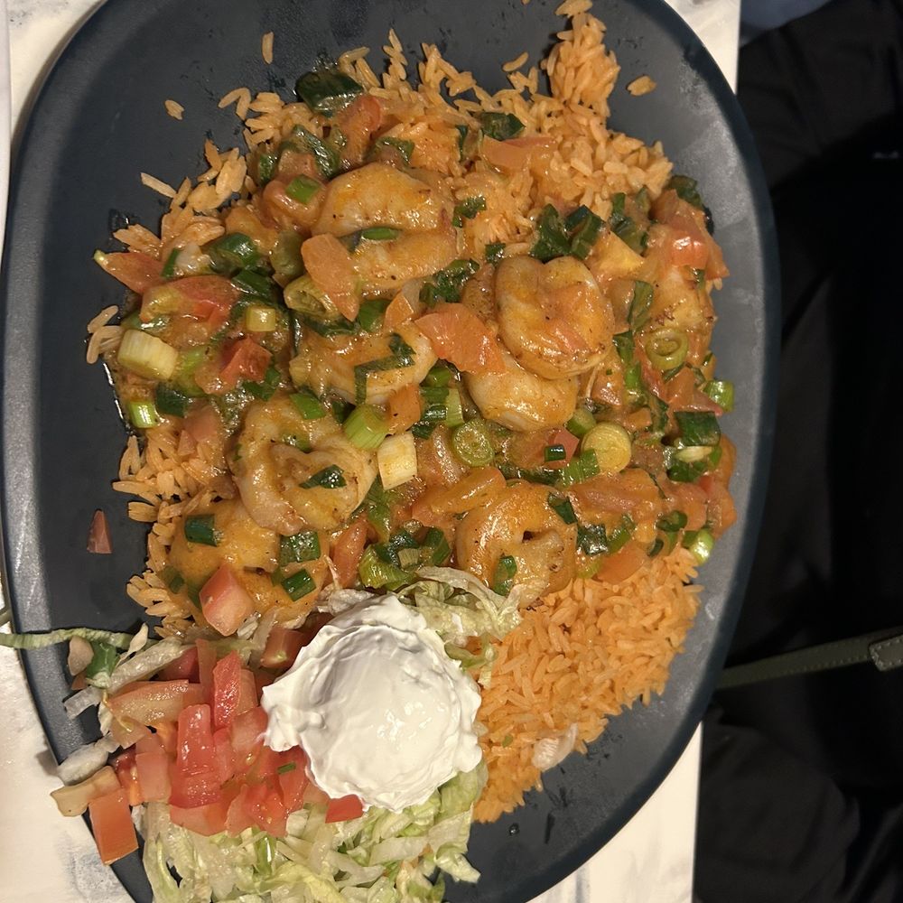 Metztli Mexican Taqueria - Arroz con camarones - Mexican Near Me - Meridian, Idaho