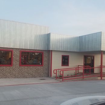 Leo’s Italian Grill - Front of the building - Italian Near Me - Cedar Creek, Texas Leo’s Italian Grill - Front of the building - Italian Near Me - Cedar Creek, Texas