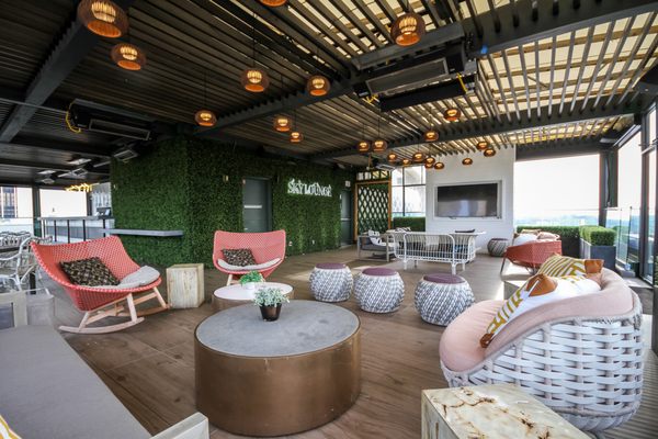 SkyLounge by null