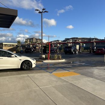 Super Star Car Wash - Delhaven St & Murrieta Hot Springs Rd - Car Wash Near Me - Murrieta, California