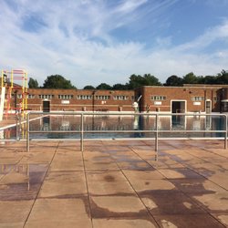 Parliament Hill Lido
