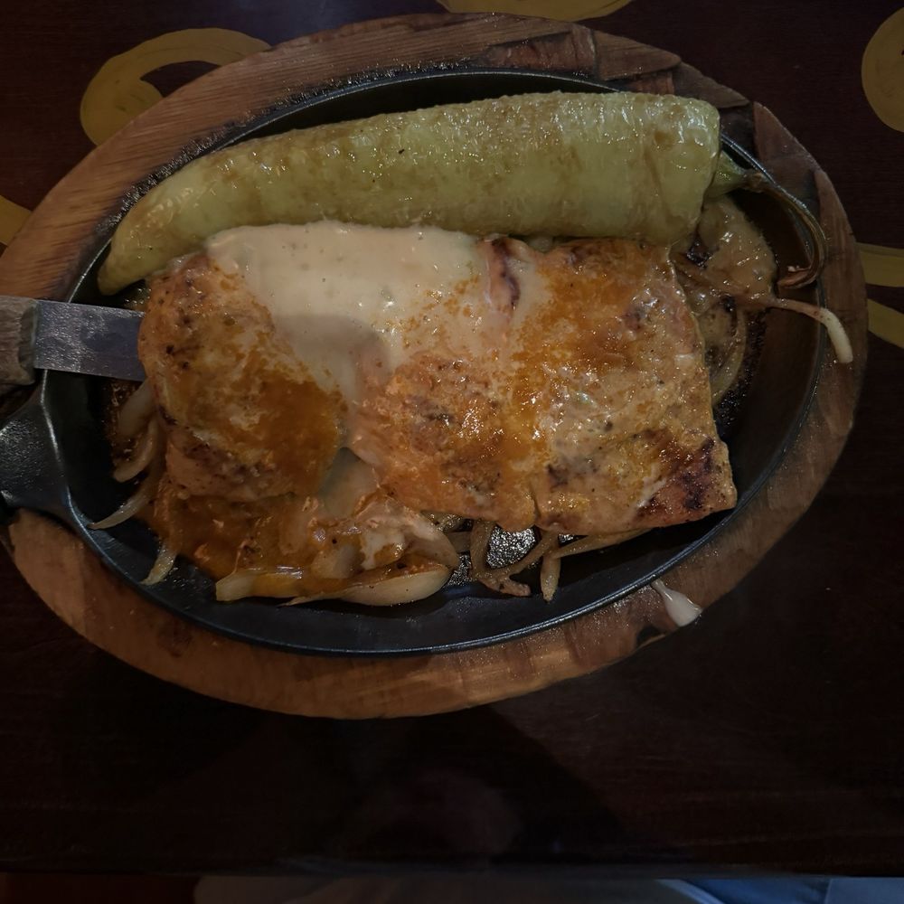Cinco de Mayo - Marinated chicken and peppers - Mexican Near Me - Rossford, Ohio