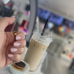 Avaline Nails & Spa - When you want pretty nails and a delicious snack... (the Argentinian empanadas are delicious!)