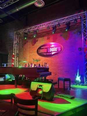 Louie Louie's Piano Bar by null