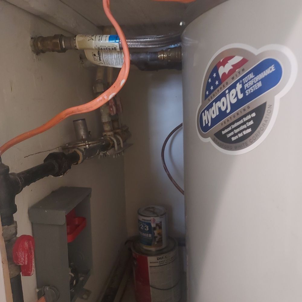 Slide of Elmer services costumer