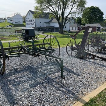 The Amish Village - Farming machinery - Tours Near Me - Ronks, Pennsylvania The Amish Village - Farming machinery - Tours Near Me - Ronks, Pennsylvania