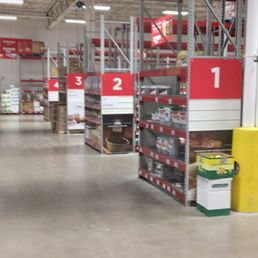 Pretty good sized clean store Pretty good sized clean store