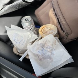 Peaberry Coffee - Muffin, donut, canned iced coffee, Oat Cliff
