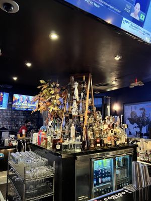 The Oak Room Whiskey and Tequila Bar by null