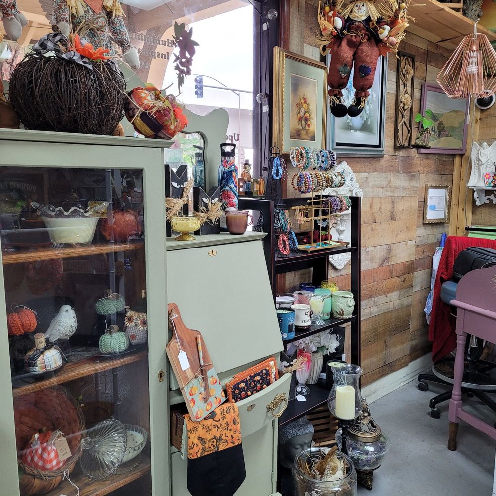 Hummingbird Inspirations 39 - Antiques Near Me - San Dimas, California Hummingbird Inspirations 39 - Antiques Near Me - San Dimas, California