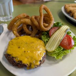 Julie's Airport Cafe - 6 oz hamburger with onion wings