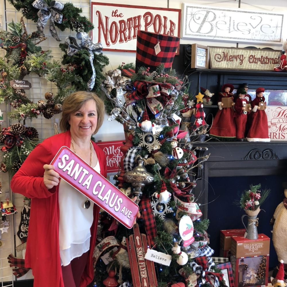 CHRISTMAS CREATIONS Updated September 2024 13 Photos 1615 E