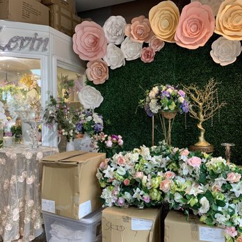 Happy Flowers - Flowers & Gifts Near Me - Vancouver, British Columbia Happy Flowers - Flowers & Gifts Near Me - Vancouver, British Columbia