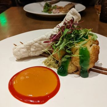 Seven Reasons - Cauliflower tempura, with mango chutney and parsley lemon gel - Latin American Near Me - Washington, DC, District of Columbia Seven Reasons - Cauliflower tempura, with mango chutney and parsley lemon gel - Latin American Near Me - Washington, DC, District of Columbia