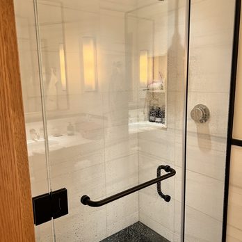 Pendry Manhattan West - Shower - Hotels Near Me - New York, New York