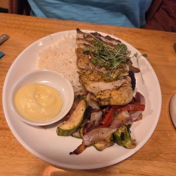 Nineveh Assyrian - Chicken Davaneta - Middle Eastern Near Me - Olympia, Washington