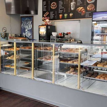 Best World Donuts - Donuts Near Me - Carson, California