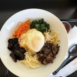 Bibimbap w/ beef