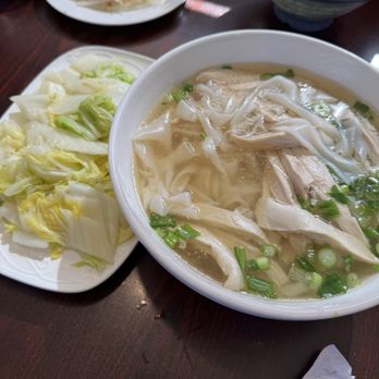 Pho Ga Huong Que - Chicken Pho #5 and Napa cabbage - Vietnamese Near Me - San Leandro, California