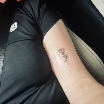Inkfamous Tattoo & Piercing Studio - Rose Tat by Pedro - Tattoo Near Me - Houston, Texas